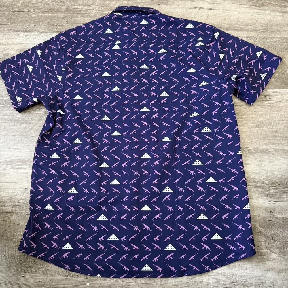 Fire Ready Aim Button-Up Shirt Mens Large Purple Short Sleeve Rifle Print Flag - Picture 6 of 8